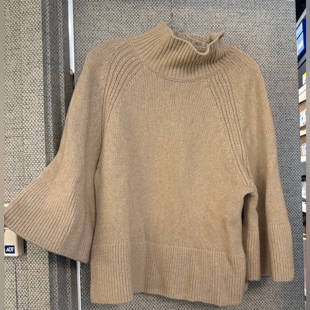 Banana Republic Sweater